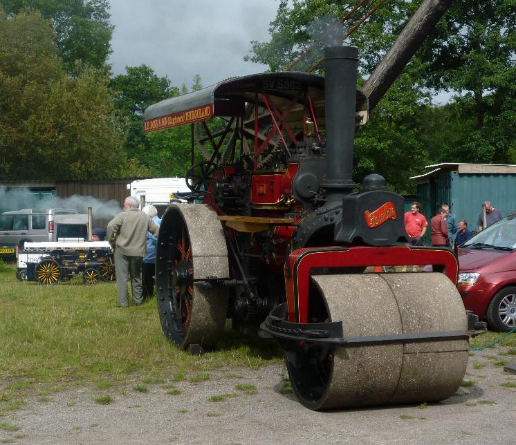 Littleand large were in attendance.